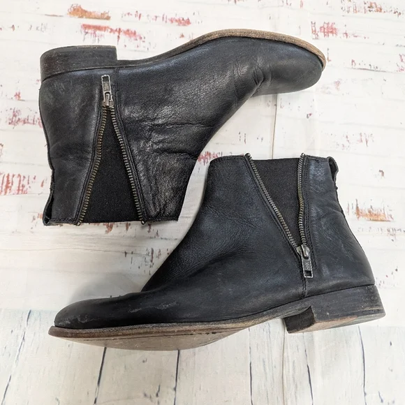 Frye Carly Leather Zip Chelsea ankle booties - Picture 8 of 8